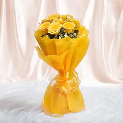 8 Yellow Roses Flower Type: Yellow Roses , No. of Stems: 8 , Fillers: Green Seasonal Fillers.
