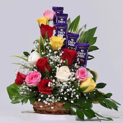 Mixed Roses Arrangement Flower Type: Mixed Roses , No of Flower: 14 , Fillers:  Seasonal Fillers.