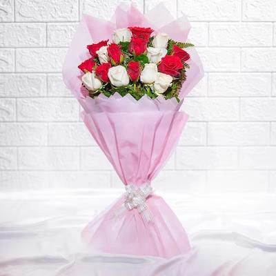 Ravishing Mix Roses Bouquet